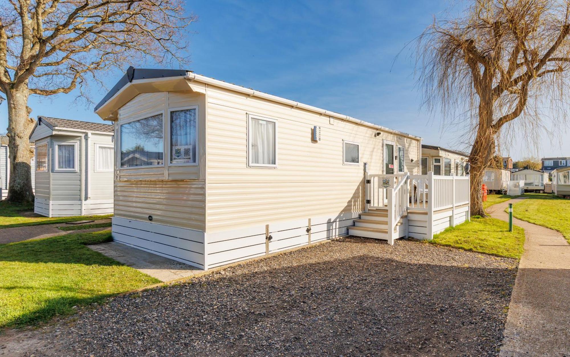 Campsite Island Retreat Sandown